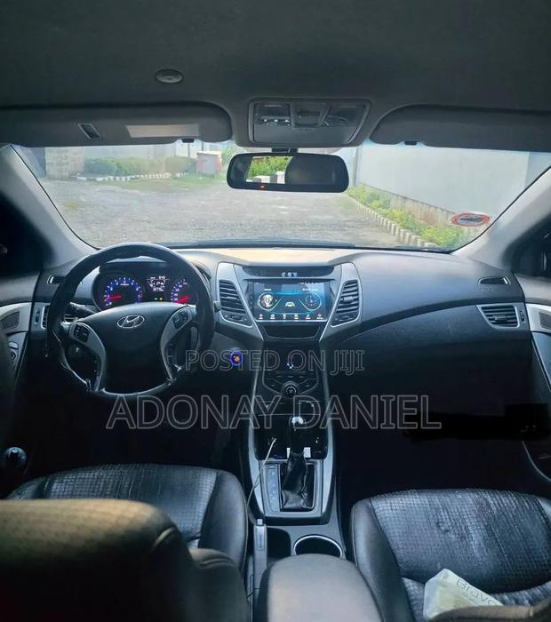 Hyundai Avante 2015 Gray