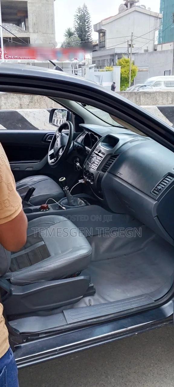 Ford Ranger Wildtrak 2013 Black