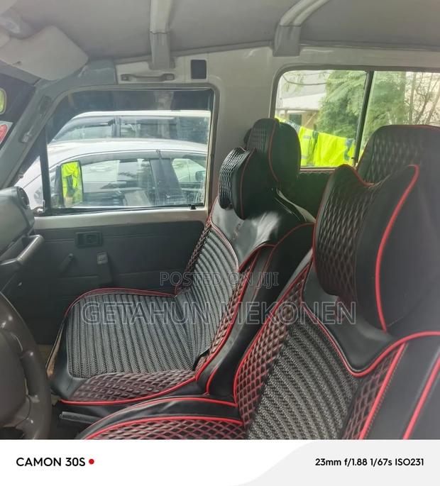 Toyota Land Cruiser 2015 White