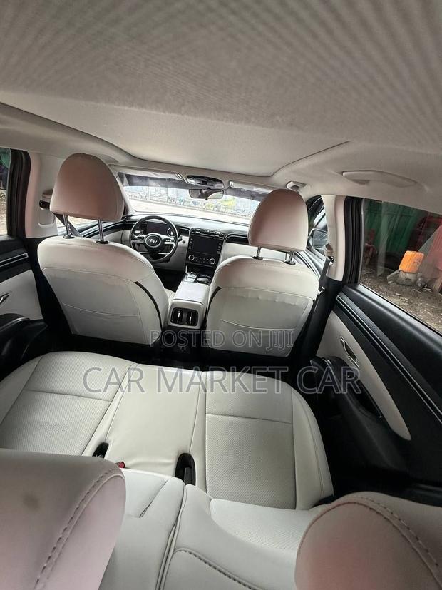 Hyundai Tucson SE 2021 Gray