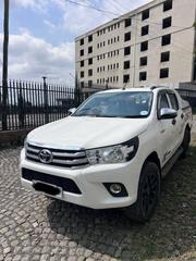 Toyota Hilux 2021 White for sale