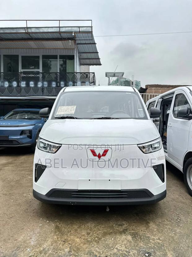 New Wuling Hongguang Mini EV 2025 White