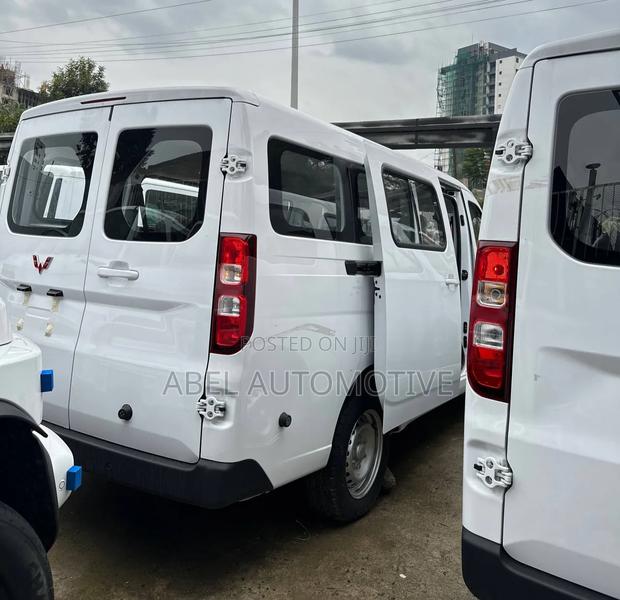 New Wuling Hongguang Mini EV 2025 White