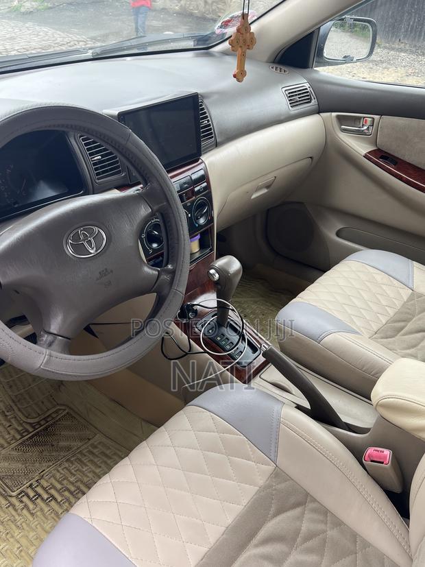 Toyota Corolla 2003 Silver