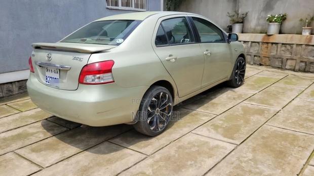 Toyota Belta 2010