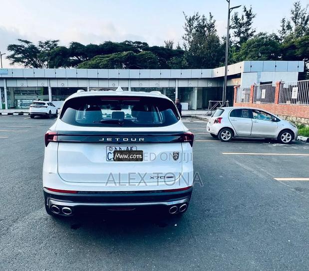 Jetour X70 Plus 2023 White