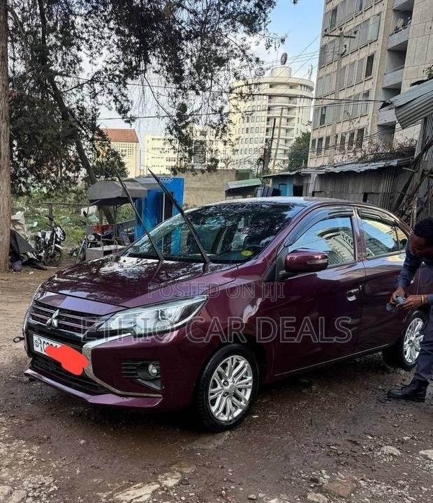 Mitsubishi Attrage 2021 Burgundy