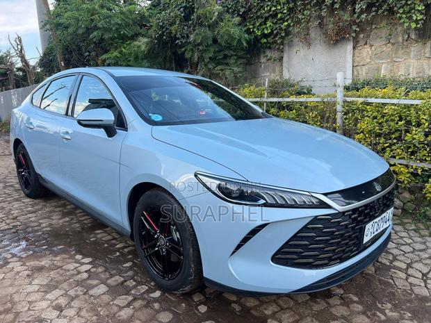 BYD Qin Plus DM-i 2025