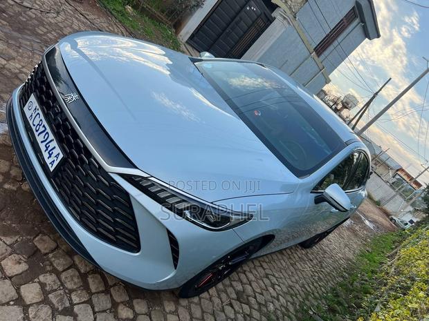 BYD Qin Plus DM-i 2025