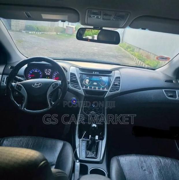 Hyundai Avante 2014 Gray