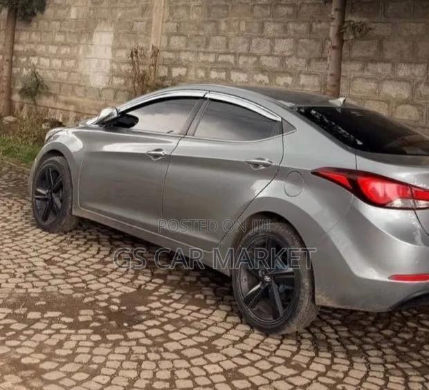 Hyundai Avante 2014 Gray