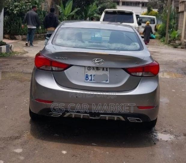 Hyundai Avante 2015 Gray