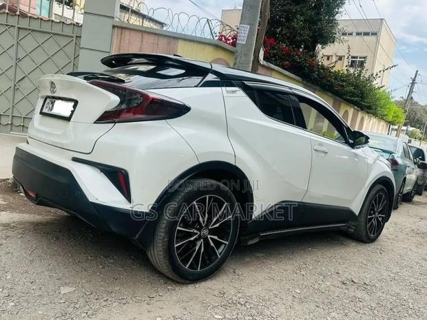 Toyota C-HR 2018 White
