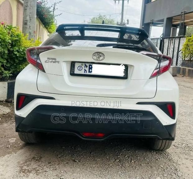 Toyota C-HR 2018 White