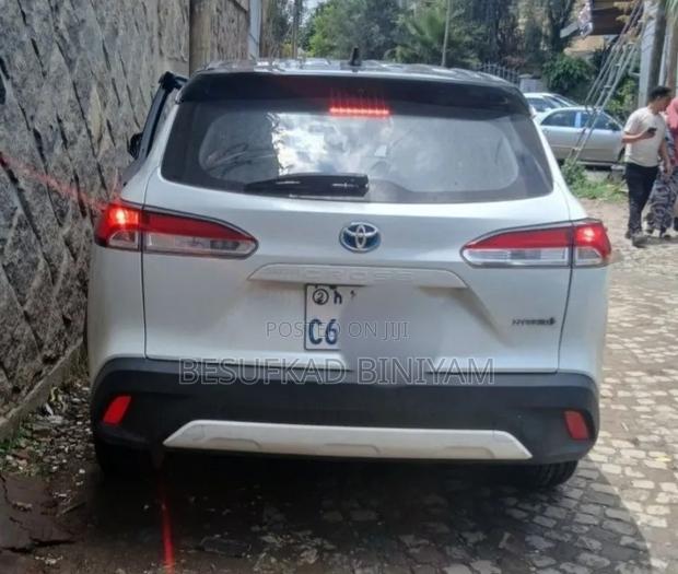 Toyota Corolla Cross 2024 White