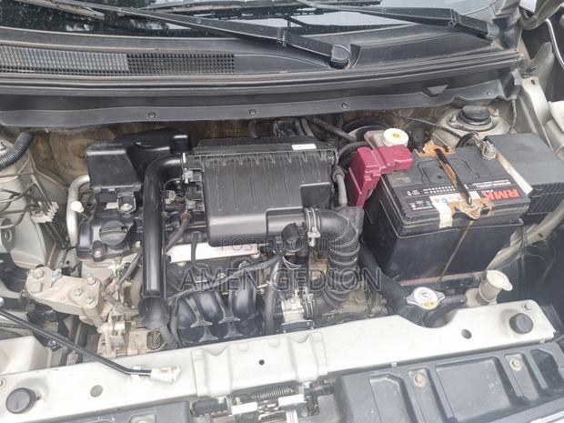 Mitsubishi Attrage 2021 Silver