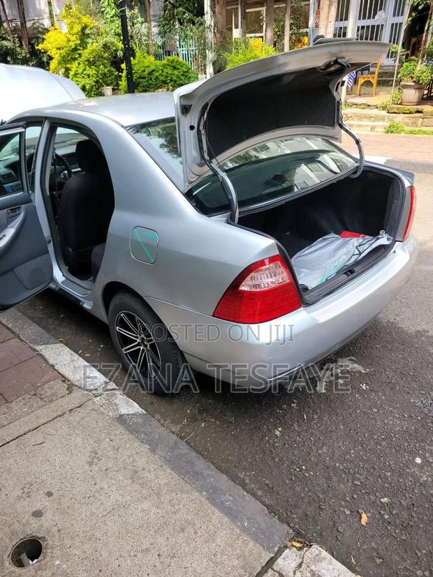 Toyota Corolla 2005 Silver
