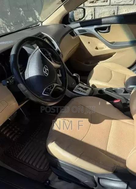 Hyundai Elantra 2012 Gray