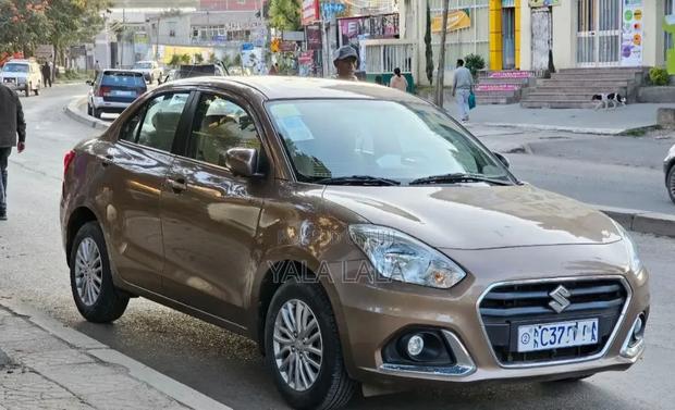 Suzuki RE 2022 Brown