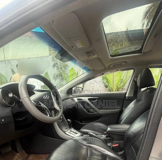 Hyundai Avante 2013 Silver