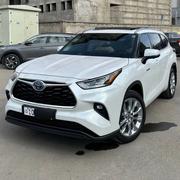 Toyota Highlander Limited AWD 2023 White for sale