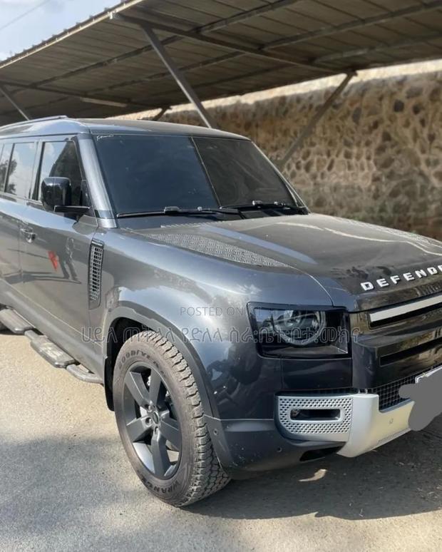 Land Rover Defender 2023 Gray
