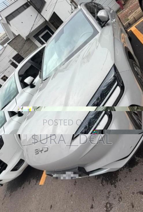 New BYD Song Plus 2025 Silver