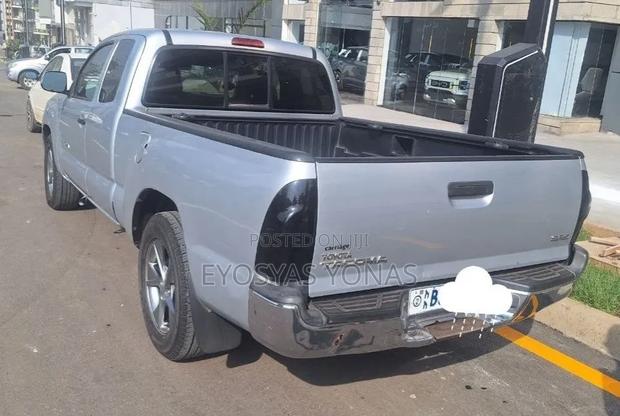 Toyota Tacoma 2007 Gray