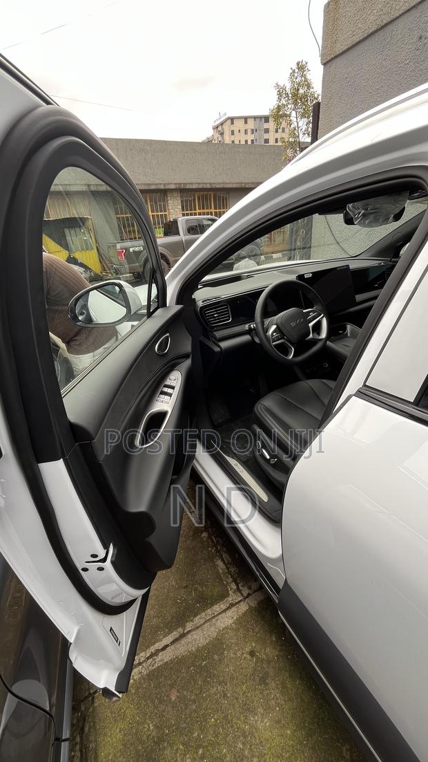 New BYD Sealion 06 EV 2025 White