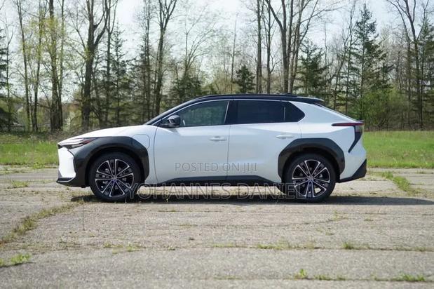 New Toyota bZ4X 2024 White