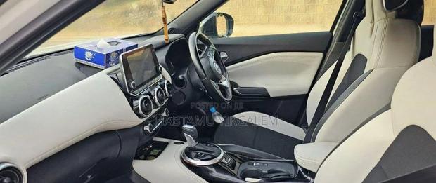 Nissan Juke 2021 White