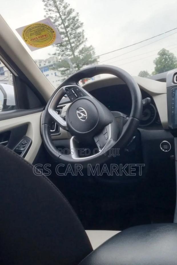 Hyundai Creta 2023 White
