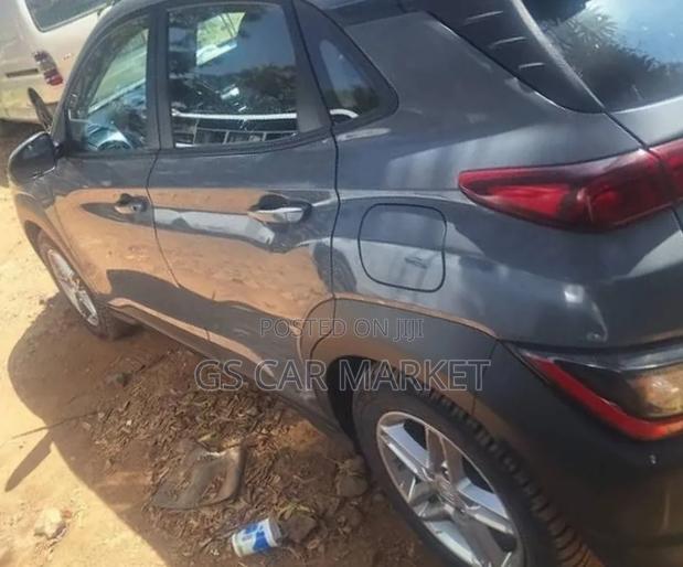 Hyundai Kona 2024 Gray