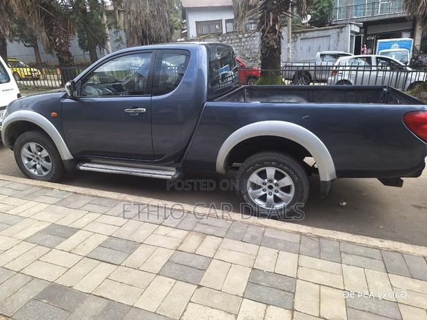 Mitsubishi Attrage 2007 Black