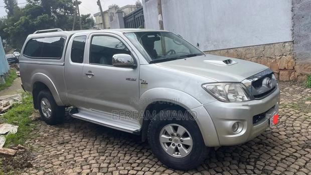 Toyota Hilux 2010