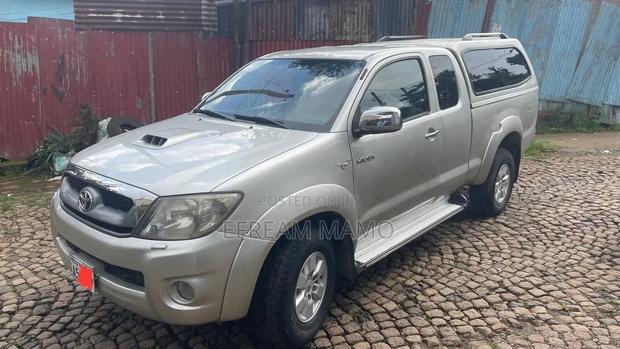 Toyota Hilux 2010