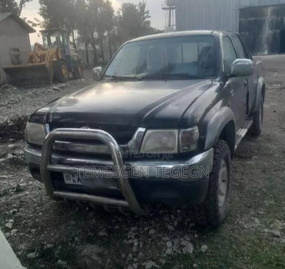 Toyota Hilux 2003