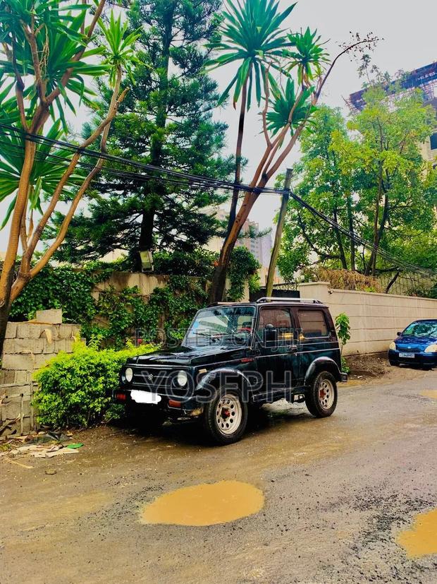 Suzuki Samurai 1993 Black