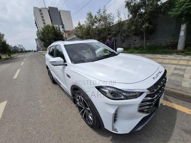 Jetour X70 Plus 2023 White