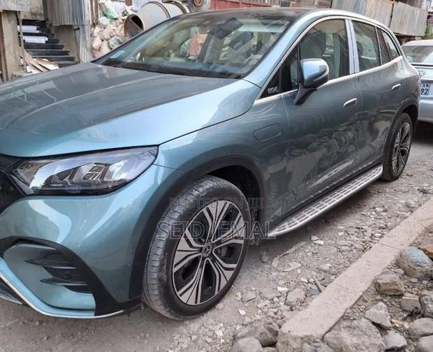 Mercedes-Benz EQE 2024 Gray