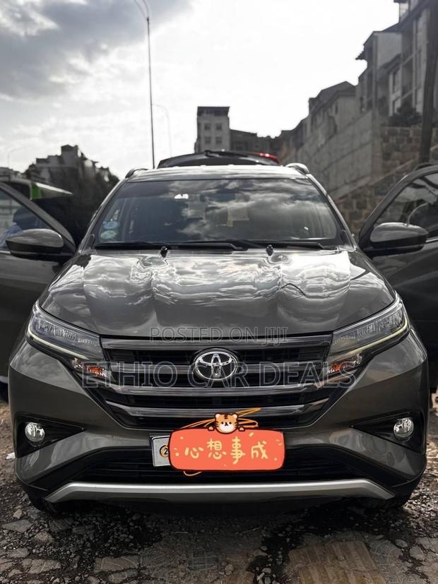 Toyota Rush 2021 Brown