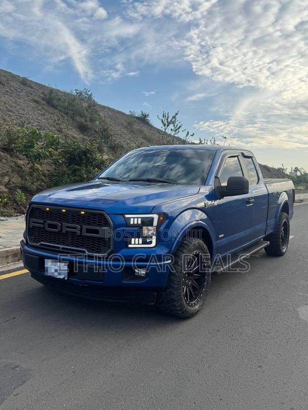 Ford F-150 2018 Blue