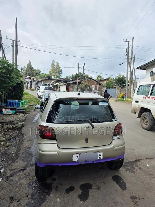 Toyota Vitz 2004