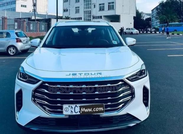 Jetour X70 Plus 2023 White