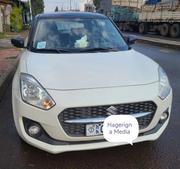 Suzuki Swift 2022 White for sale