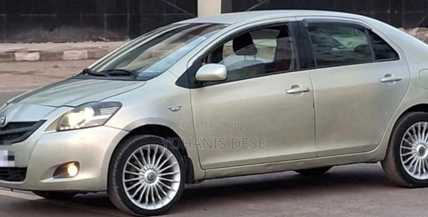 Toyota Belta 2008
