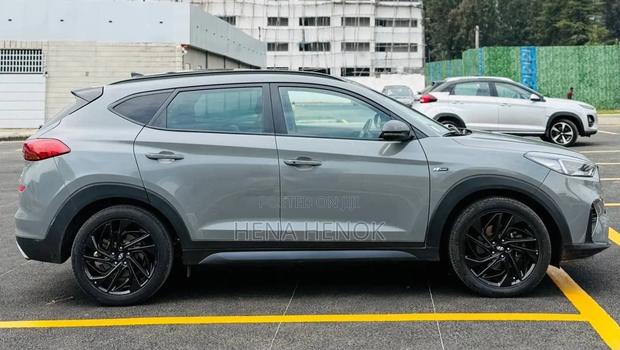 Hyundai Tucson 2020 Green