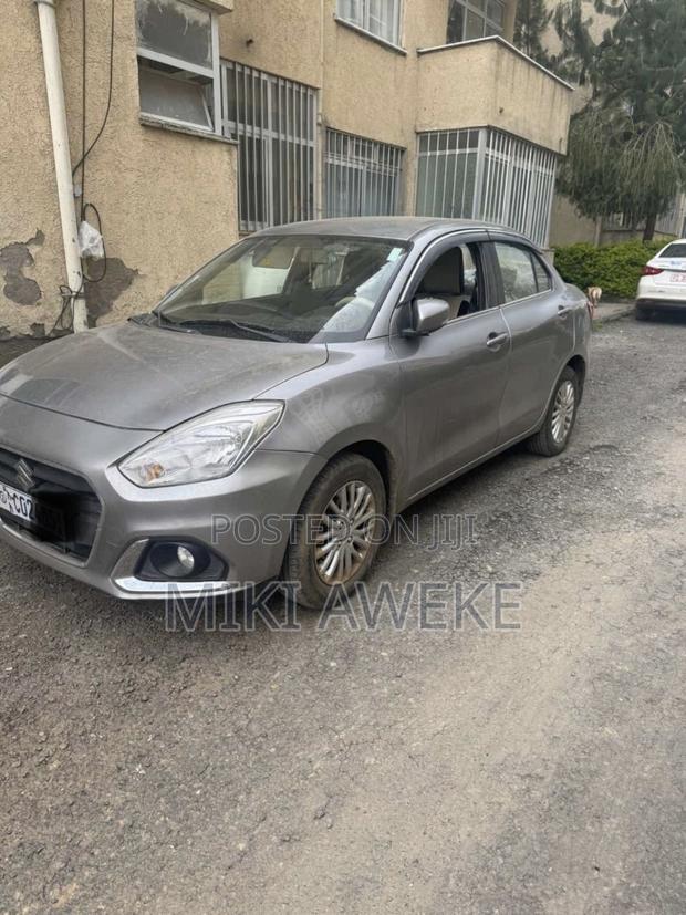 Suzuki Dzire 2021 Silver
