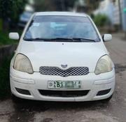 Toyota Vitz 2004 White for sale