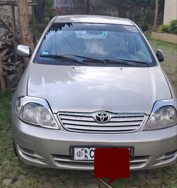 Toyota Corolla 2004 Off white